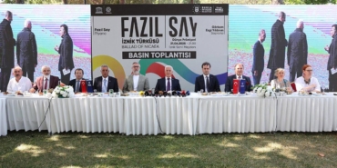 fazil-sayin-iznike-ozel-beste-calismasiyla-sanat-ve-mekanin-bulusmasi-aFvJzvlQ.jpg