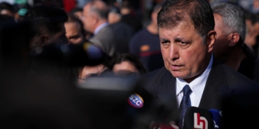 izmir-buyuksehir-belediye-baskani-tugay-bin-30-civarinda-calisanla-yollarimizi-ayiracagiz-eWyDOKxf.jpg