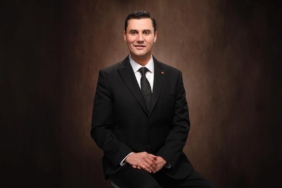 manisa-buyuksehir-belediye-baskani-ferdi-zeyrekin-kalbi-70-dakika-boyunca-durdu-son-durumu-nasil-mTqcgQen.jpg