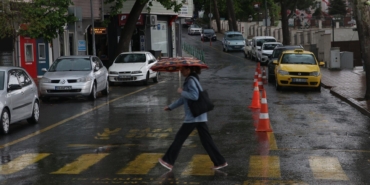 meteoroloji-dogru-bolgeleri-saganak-yagis-uyarisi-yapti-guneyde-termometre-42-dereceyi-gorecek-tmxnttHK.jpg