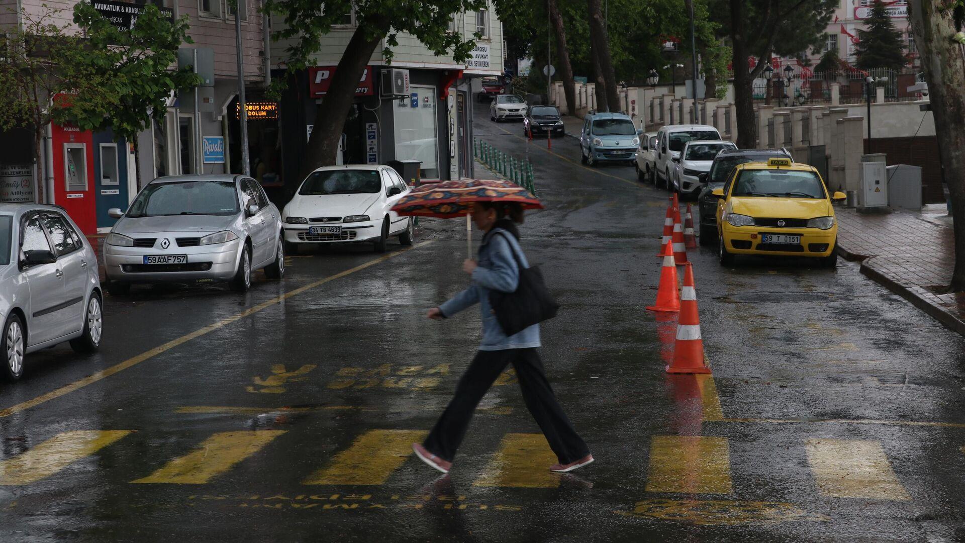 meteoroloji-dogru-bolgeleri-saganak-yagis-uyarisi-yapti-guneyde-termometre-42-dereceyi-gorecek-tmxnttHK.jpg