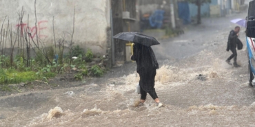 meteoroloji-saat-verdi-gok-gurultulu-saganak-geliyor-2YdknAej.jpg