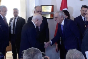 mhp-ve-dem-parti-bayramlasti-2-kez-karsilikli-gorusme-gerceklesti-zdvxVx5k.jpg