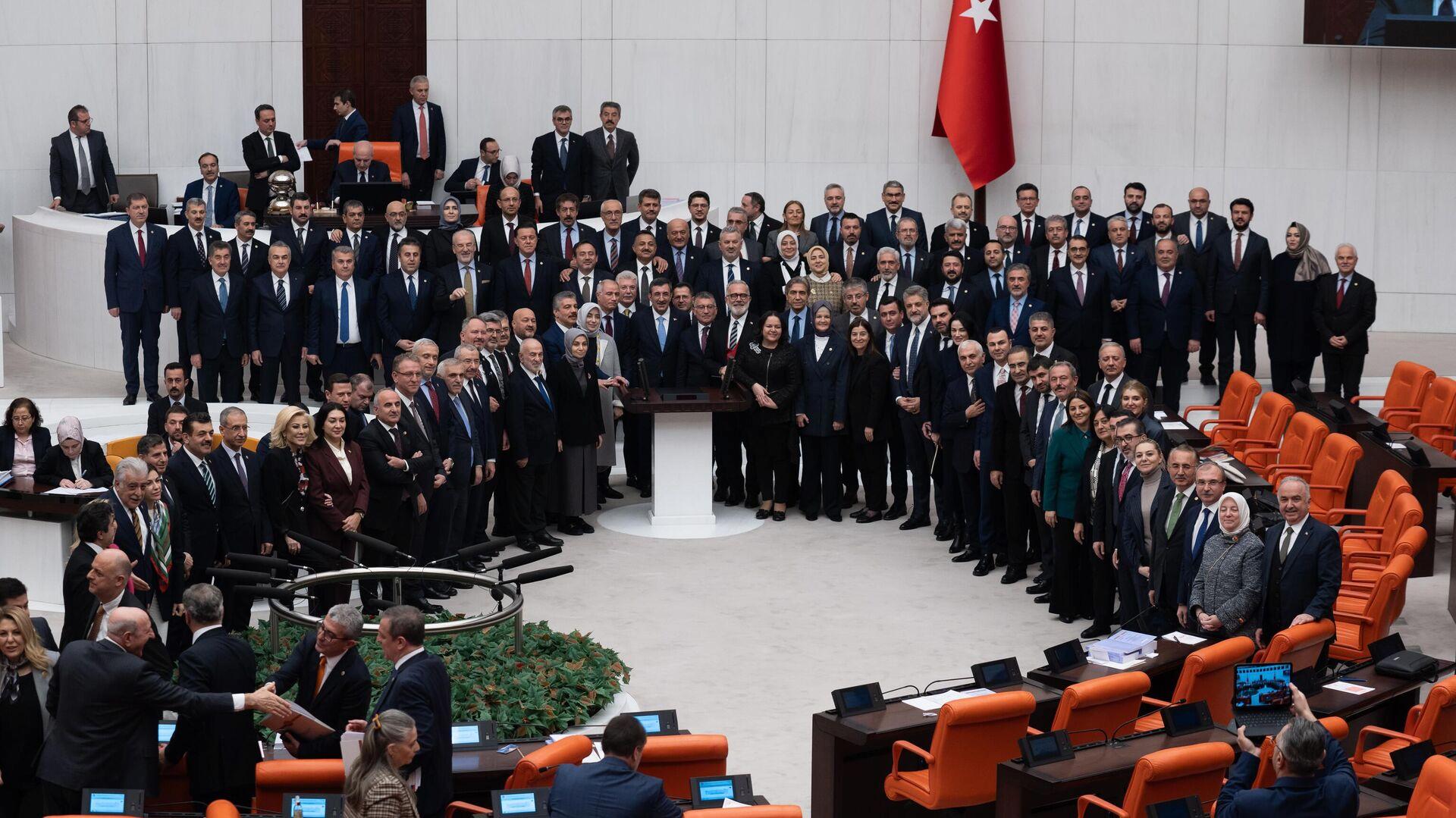 tbmm-baskanlik-secimi-yarin-gerceklesecek-5-aday-mecliste-yarisacak-pKQrQ6Er.jpg