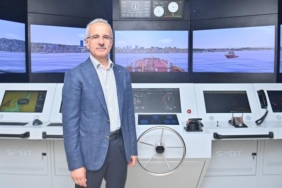 turk-bayrakli-gemiler-icin-yerli-ve-milli-dijital-kale-cozumu-jvM8FjrH.jpg