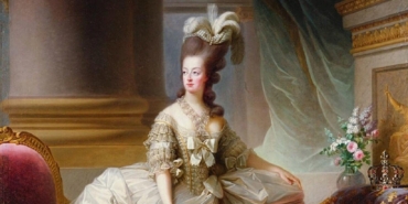 versailles-sarayina-satilan-ve-marie-antoinettee-ait-oldugu-dusunulen-kraliyet-mobilyalari-sahte-cikti-AFKuRZUy.jpg
