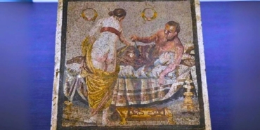 80-yil-once-calinan-iki-bin-yillik-mozagin-buyuk-restorasyonu-ve-pompeiideki-yeniden-dogusu-tWtABD5k.jpg