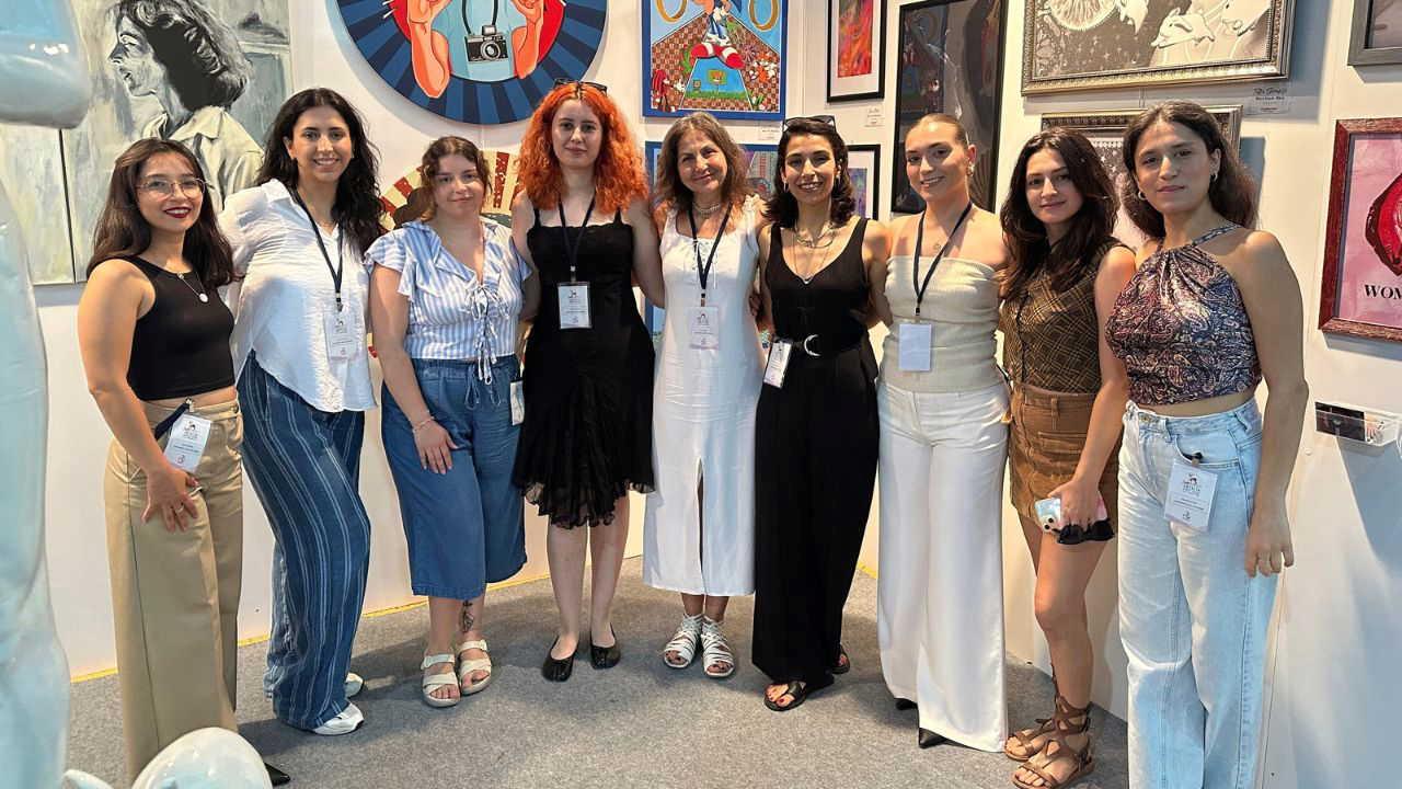 antalyada-renklerin-buyuleyici-uyumunun-baslangici-art-concept-sanat-fuarinin-24-temmuzda-kapilarini-acmasiyla-sanatin-derinliklerine-yolculuk-kYpXPrC3.jpg