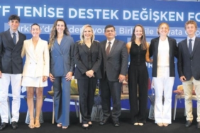 degisken-tenis-fonu-ile-sporculara-destek-programi-3Bn1tc8b.jpg