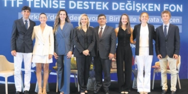 degisken-tenis-fonu-ile-sporculara-destek-programi-3Bn1tc8b.jpg