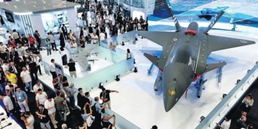 idef-2025-turkiyenin-ambargolara-ragmen-basarisi-ve-9-milyar-dolarlik-islem-hacmiyle-270-imza-gj7HSNtL.jpg