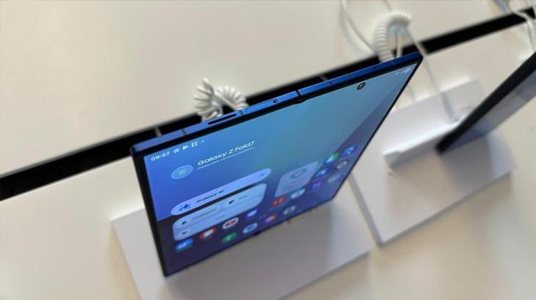 Galaxy Z Fold 7 ile Katlanabilirlikte Yeni Bir Sayfa Açılıyor