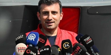 selcuk-bayraktardan-siyaset-dunyasina-cesur-bir-cagri-parti-genel-baskanlarina-yeni-bir-nefes-aGWFuyek.jpg