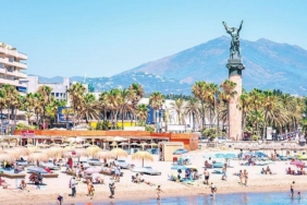 avrupada-turist-ceza-uygulamalari-tum-bolgeleri-sariyor-yyZugj1S.jpg