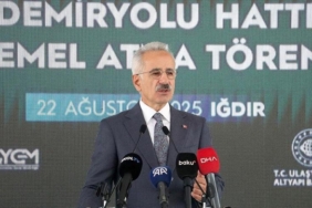 bakan-uraloglu-turkiyenin-tek-basina-degil-tum-guney-kafkasya-ile-avrasyanin-gelecegine-damga-vuruyoruz-ya6bQ1AB.jpg