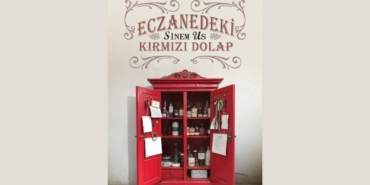 eczanedeki-kirmizi-dolap-hafizanin-gizli-raflarinda-yitirilen-zaman-ve-anlarin-sirlari-f8z3WUxw.jpg