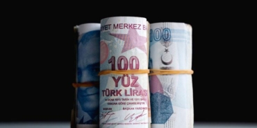 krediyle-arac-alacaklar-dikkat-bankalardan-agir-revize-faizler-kritik-esigin-altinda-H3PGS1m2.jpg