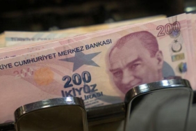 memurlar-icin-kritik-viraj-maas-zam-gorusmesinde-ilk-teklif-netlesiyor-7B7PsBvU.jpg