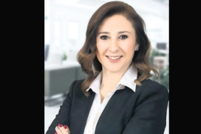 mobilya-sektorunde-ilk-kadin-ceo-ilham-verici-bir-donum-noktasi-bzzmSbF6.jpg