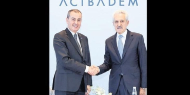 saglikta-buyuk-devir-teslim-yeni-doneme-hazir-mi-JOhnwblk.jpg