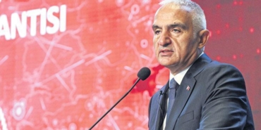 turizmde-rekor-kiran-uzun-sezon-ve-guncel-durum-kL2R5NEX.jpg