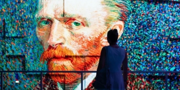 van-gogh-isigin-izinde-dijital-deneyim-merkezinde-bulusan-yansimanin-izleri-HLeh9kbB.jpg