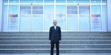 yeni-donem-pilot-lisans-sinavlari-basliyor-bakan-uraloglu-detaylari-acikladi-GCL84pbb.jpg