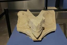 aigai-antik-kentinde-2-bin-200-yillik-gunes-saati-tarih-izlerin-aydinliginda-zamanin-izinde-aVM2ZaV7.jpg