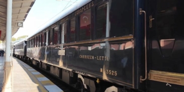 avrupanin-nostaljik-treni-rotasini-yeniden-turkiyeye-cevirdi-web-icin-ozgun-baslik-ApaDGJSq.jpg