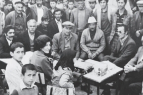ayvalik-uluslararasi-film-festivalinde-biz-radyoyu-cok-sevdik-belgeseli-dunden-bugune-aynayi-tutan-haliyle-darbeciler-kadin-sesi-istemiyor-alHpIWeV.jpg