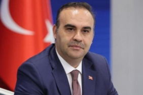 bakan-kacir-ureten-bir-ulke-olma-yolunda-hizla-ilerliyoruz-ozgun-bir-baslik-ornegi-lx2xblZ2.jpg
