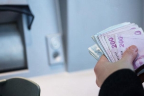 eylulde-bankalarda-yaris-kizisti-emeklilere-promosyonlarda-zirve-rakamlar-PA2lKIa3.jpg