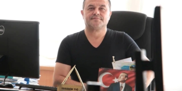 ibrahim-tigin-siirleri-ruscaya-cevrildi-edebiyatin-kuresel-diyari-ve-donusturucu-sesler-t7S6B7vA.jpg