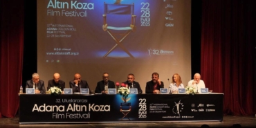 karalarin-gelenegini-surduren-adana-altin-koza-basin-toplantisinda-yeni-vizyon-Ne2xN2TT.jpg