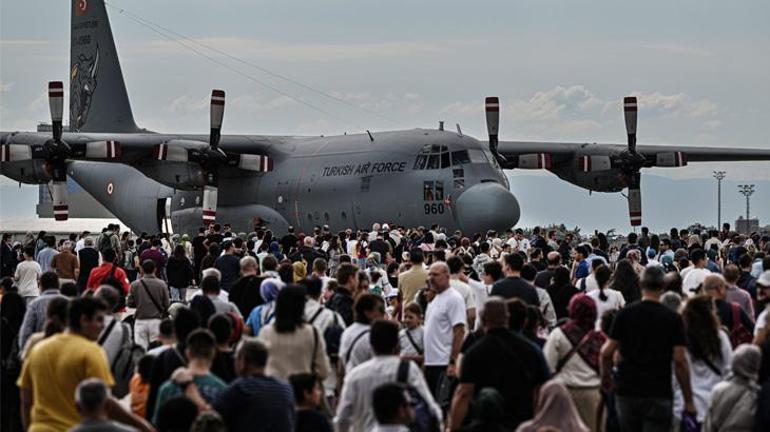 TEKNOFEST İstanbul'da Son Gün Heyecanı: Aksungur, ATAK Helikopteri, Akıncı, TB2 ve Hürkuş Gösteri Uçuşu
