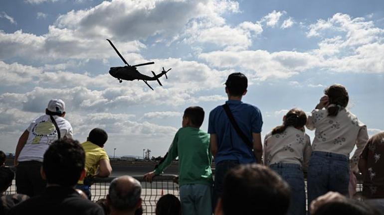 TEKNOFEST İstanbul'da Son Gün Heyecanı: Aksungur, ATAK Helikopteri, Akıncı, TB2 ve Hürkuş Gösteri Uçuşu