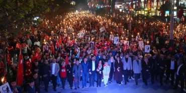 atasehirde-binlerce-kisinin-29-ekim-coskusuyla-yukselen-ruhunu-yansitan-essiz-kutlama-miiTFOal.jpg