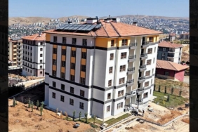 deprem-icin-saglanan-73-milyar-dolar-dis-finansmanin-turkiye-icin-onemi-ve-etkileri-2ILUumsq.jpg
