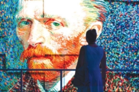 isigin-izinde-ibb-dijital-deneyim-merkezinde-van-gogh-sergisi-bir-ayda-55-bin-ziyaretci-b2NIZFNw.jpg