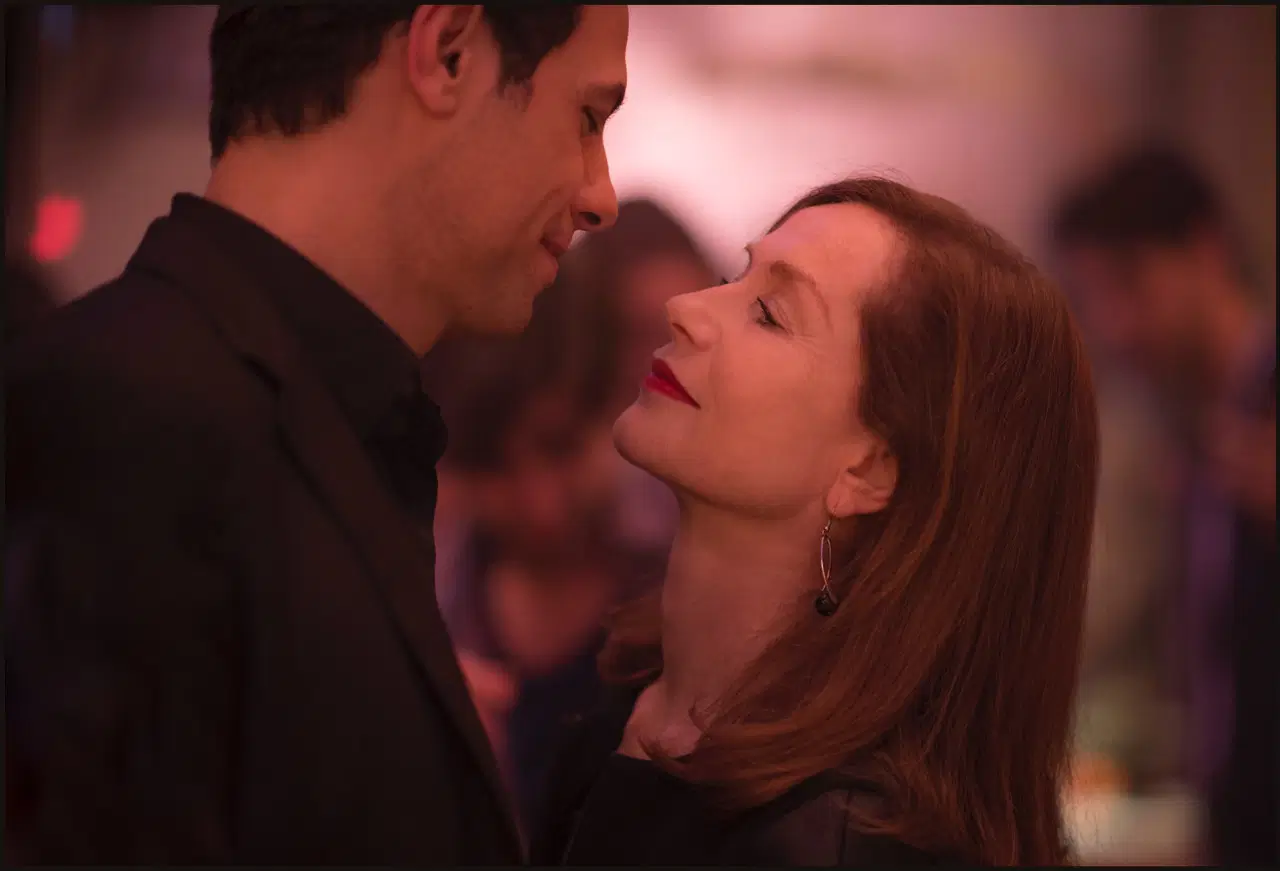 İzabel Huppert: Selanik Film Festivali’nin Onur Konuğu ve Türk Sinemasının Sarsılmaz Zekâsı