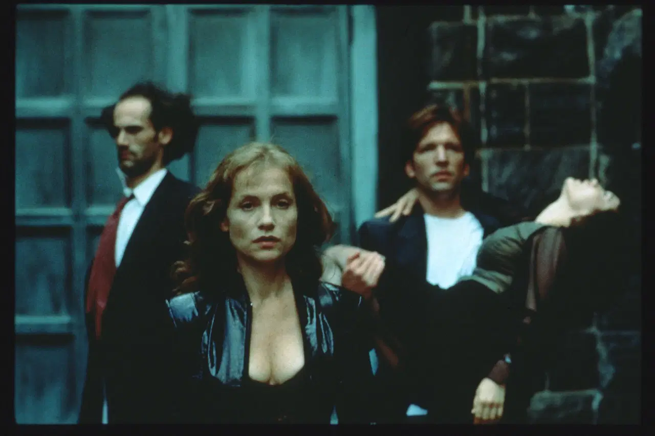 İzabel Huppert: Selanik Film Festivali’nin Onur Konuğu ve Türk Sinemasının Sarsılmaz Zekâsı