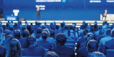 kuresel-e-ticaretin-90-milyar-dolar-bulusmasi-turkiye-icin-firsatlar-ve-stratejiler-RCvfOa8r.jpg