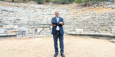 priene-antik-kenti-tanitim-yazisi-icin-ozgun-fon-29P7u6VV.jpg