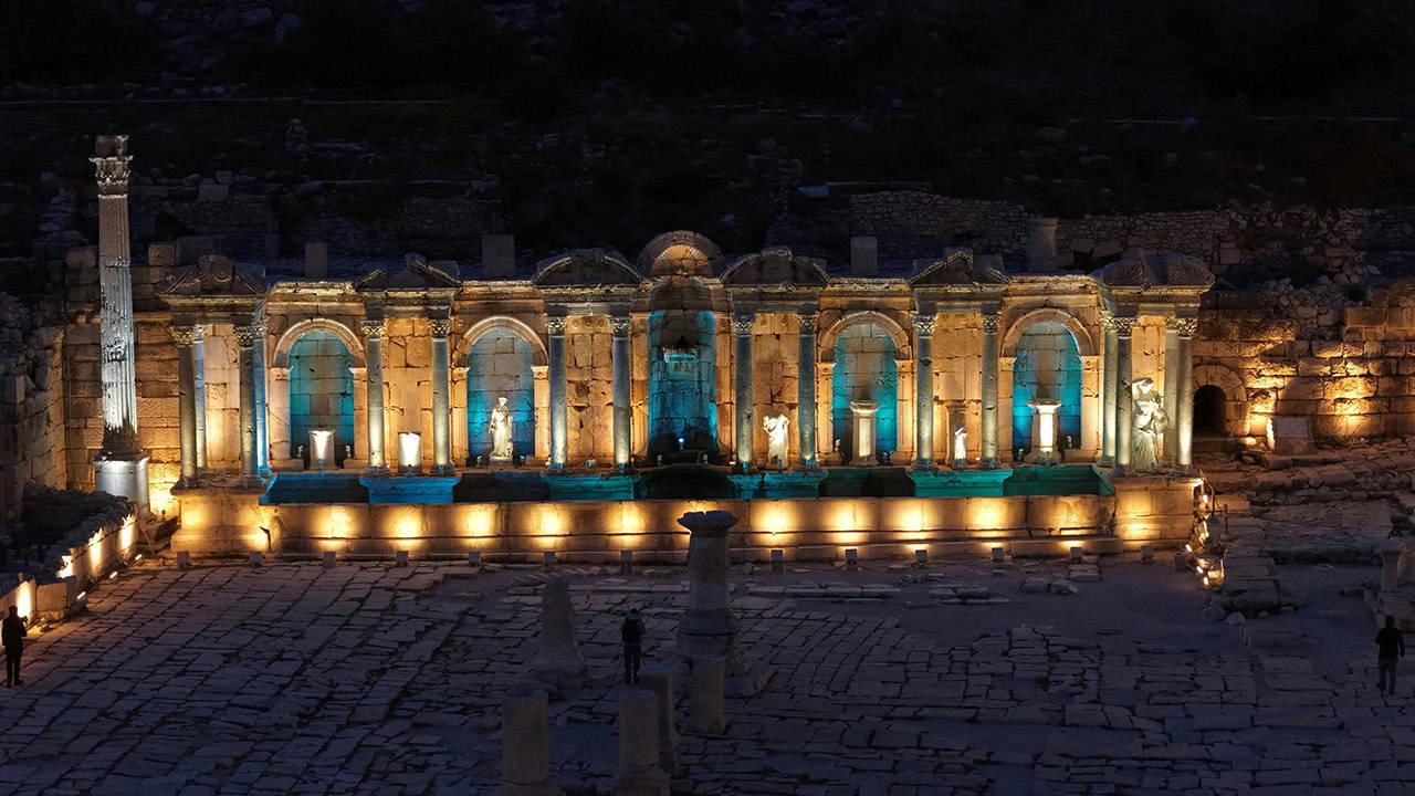 sagalassosun-asklari-ve-imparatorlarin-sehri-gece-muze-isigini-yakan-sehrin-isiltili-hikayesi-O8PnuxGd.jpg