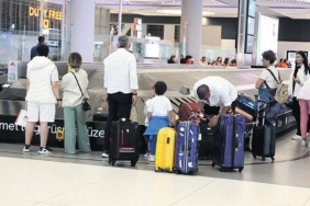 seyahat-azaldi-harcamalar-fark-atti-turizmde-tersine-donusun-hikayesi-1PIeTqVb.jpg