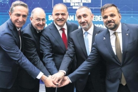 turkiye-5g-zaferi-uc-operatorun-kiyasiya-yarisiyla-kdv-dahil-35-milyar-dolarlik-rekor-Es2FtACr.jpg