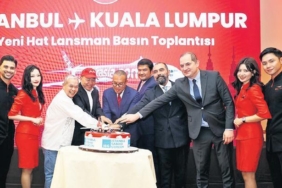 9-bin-99-tlye-malezyaya-direkt-seferler-basladi-FE6brnbL.jpg