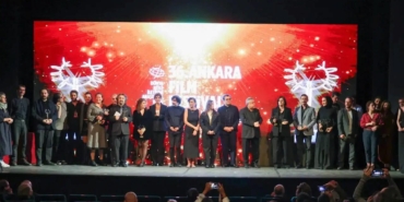 ankarada-sinema-coskusu-sona-erdi-buyuk-odulun-ardic-gibi-buyuleyen-tavsan-imparatorlugu-jvXPCtsC.jpg