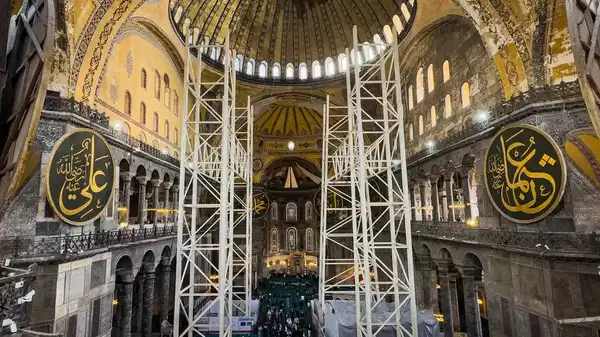 Ayasofya Restorasyonu Üzerine Belirsizlikleri Gören Uzmanlar: Bilim Kurulunda Neden Arkeolog Yok?