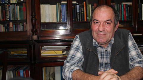 Ayasofya Restorasyonunda Tezat ve Tepkinin Zaman İçindeki Evrimi: Ayasofya, Ayasofya Olalı Olanın Anlamı ve Bir Kimlik Mühleti